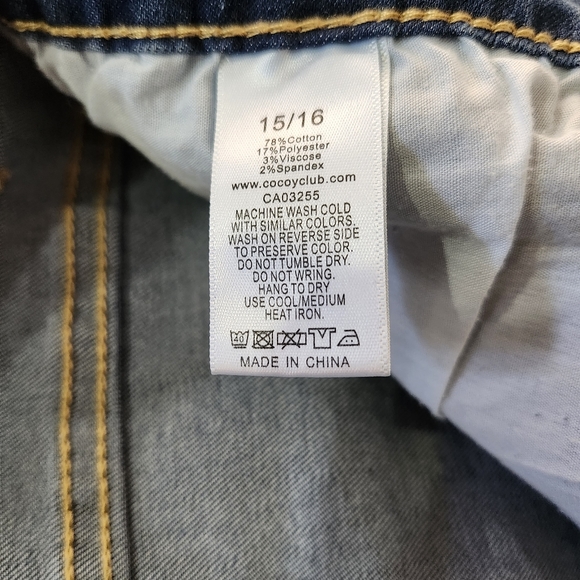 Coco Y Club Est. 1995 Women's Jeans Sz. 15/16 - Picture 9 of 12
